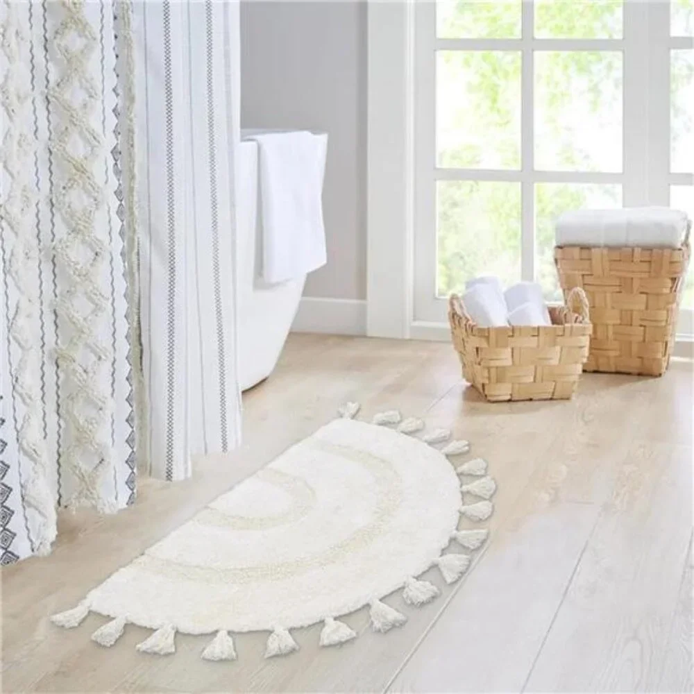 Half Circle Boho Bathroom Rugs with Tassels 100% Cotton Hand-Woven Bath Mat